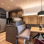 Schonblick Апартаменты Тукс